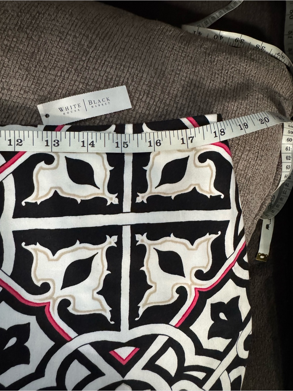 NWT White House Black Market Skirt - Picture 4 of 5